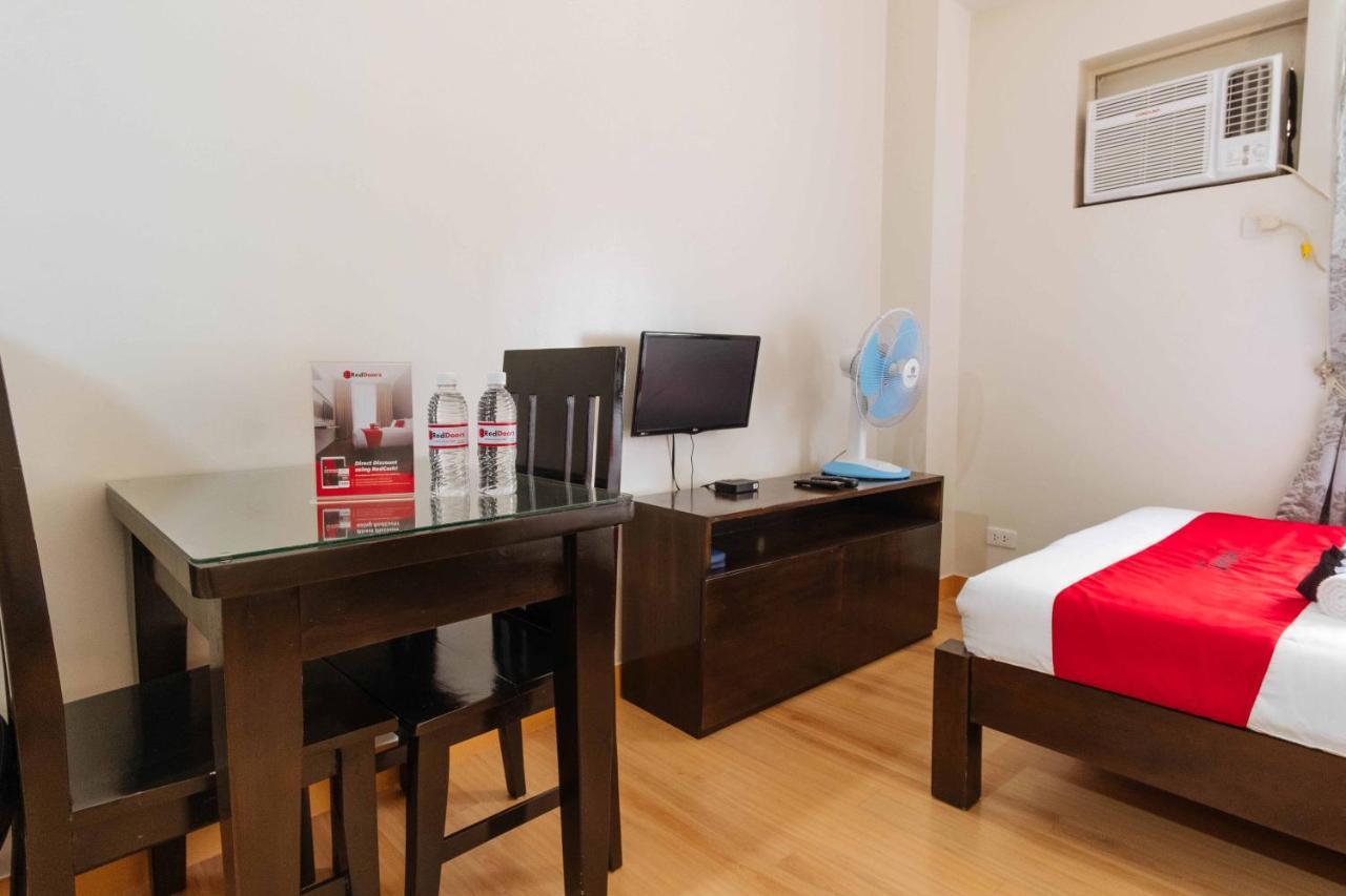 شقة Reddoorz Premium @ Smdc Fairview كويزون سيتي المظهر الخارجي الصورة